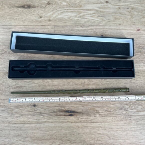 Wizarding World of Harry Potter Universal Studios Hermione Granger Wand Orlando - Picture 7 of 8